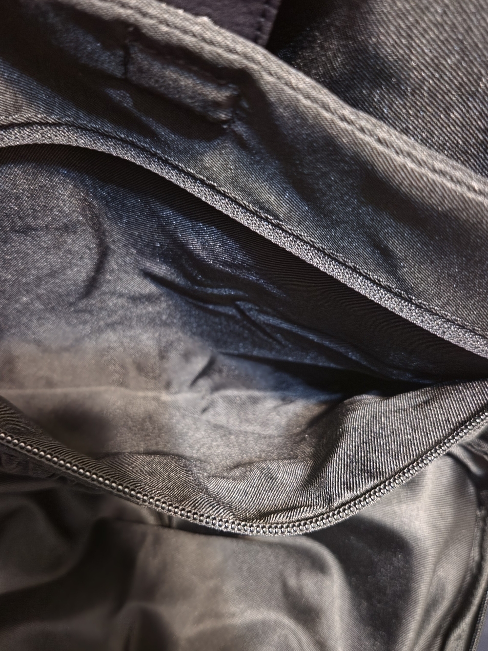 BÉIS "The Air Backpack" Travel Backpack - Black - Picture 5 of 14